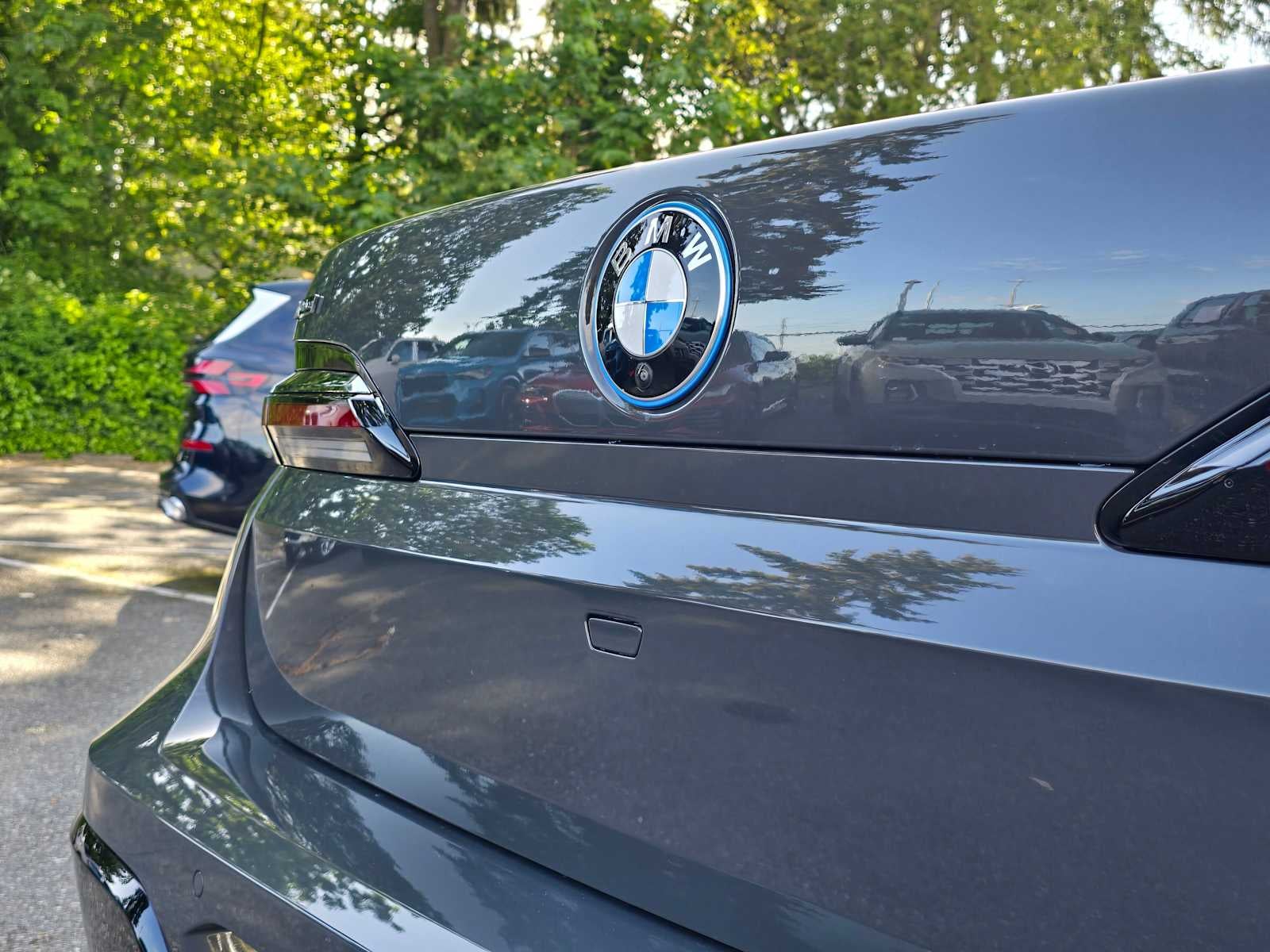 2025 BMW 750e xDrive 750e xDrive