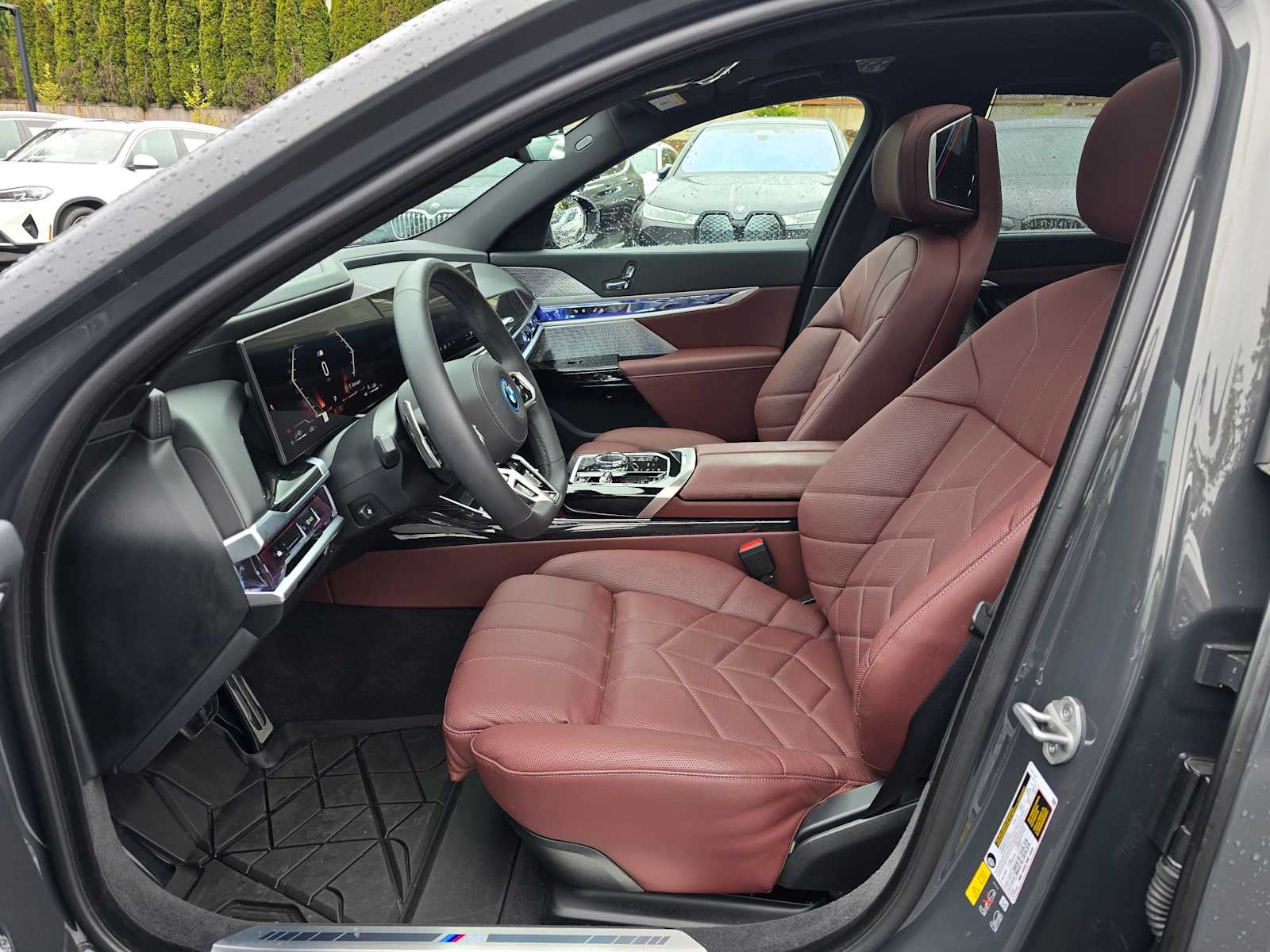 2025 BMW 750e xDrive 750e xDrive