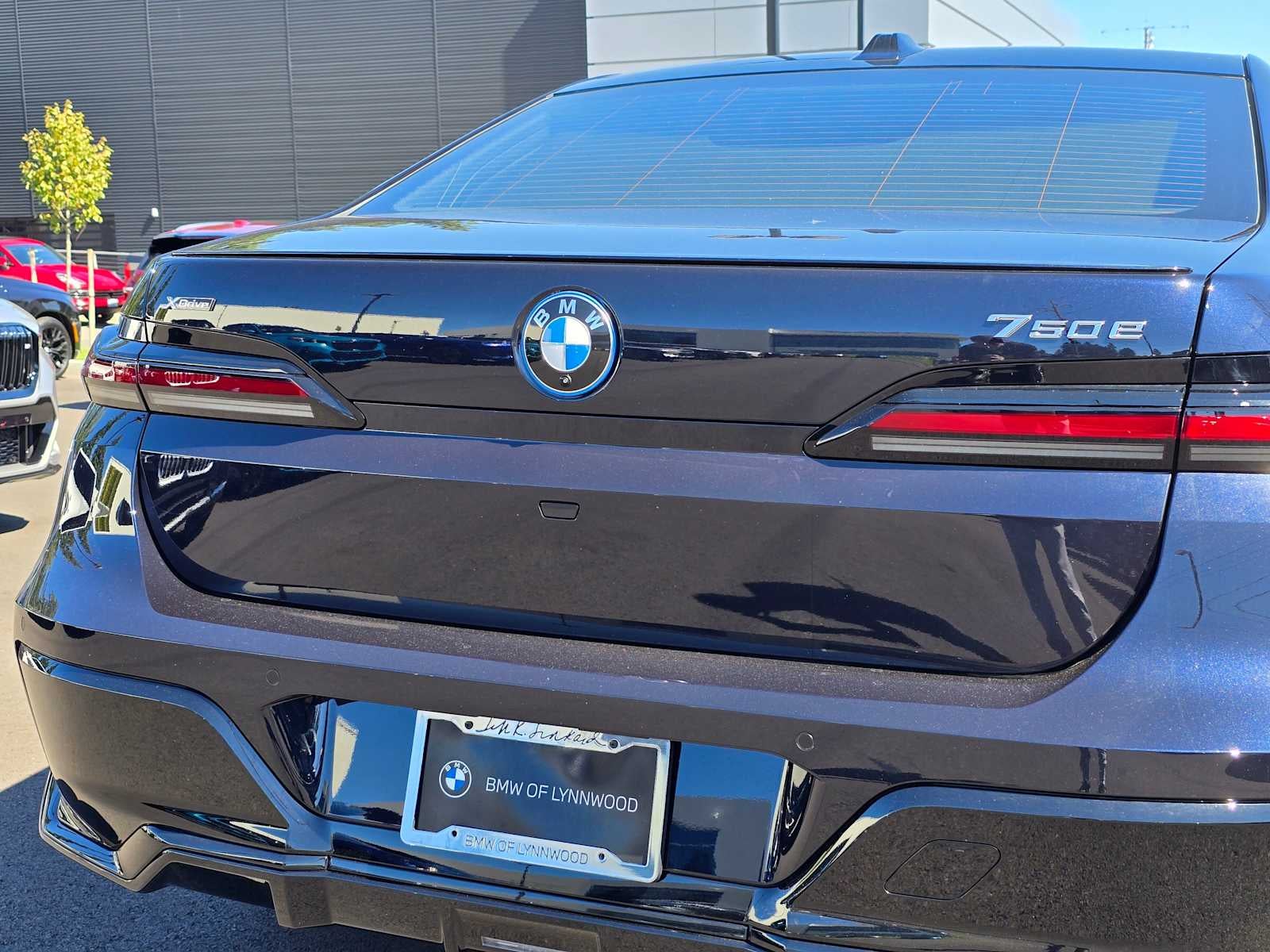 2025 BMW 750e xDrive 750e xDrive