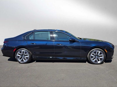 2025 BMW 750e xDrive 750e xDrive