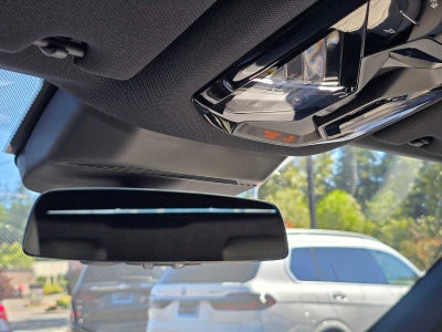 2025 BMW 750e xDrive 750e xDrive