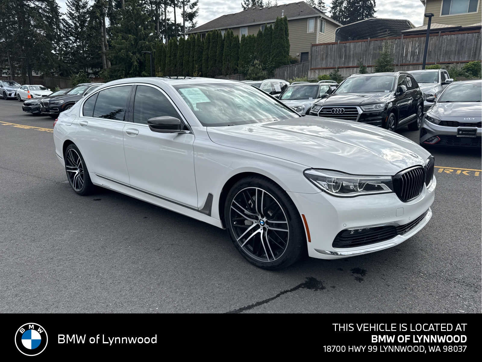 2018 BMW 750i 750i