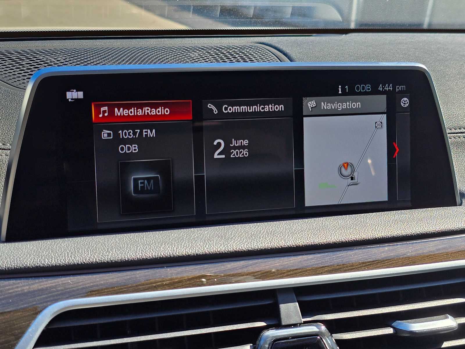 2018 BMW 750i 750i