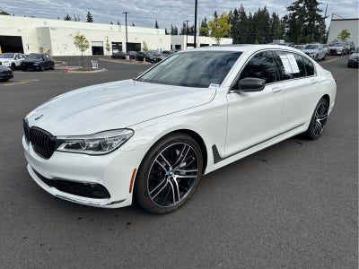 2018 BMW 750i 750i