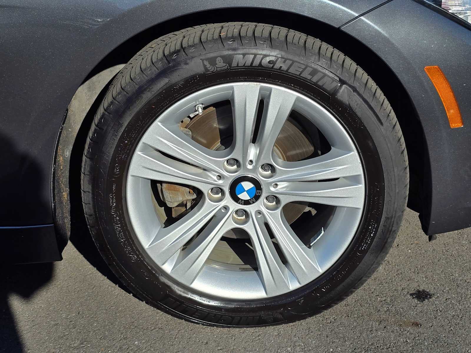 2017 BMW 320i xDrive 320i xDrive