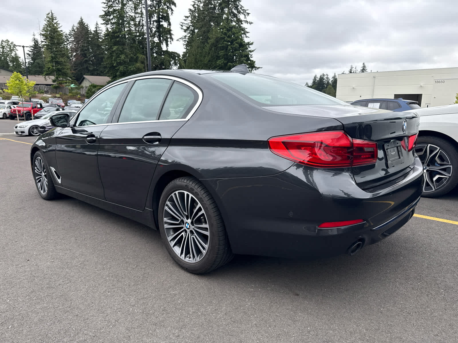 2020 BMW 530i 530i