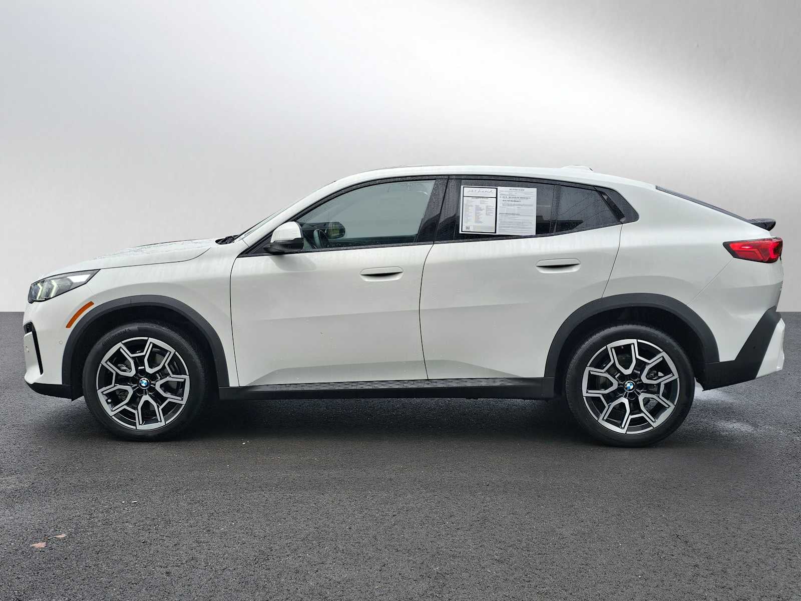 2025 BMW X2 xDrive28i xDrive28i