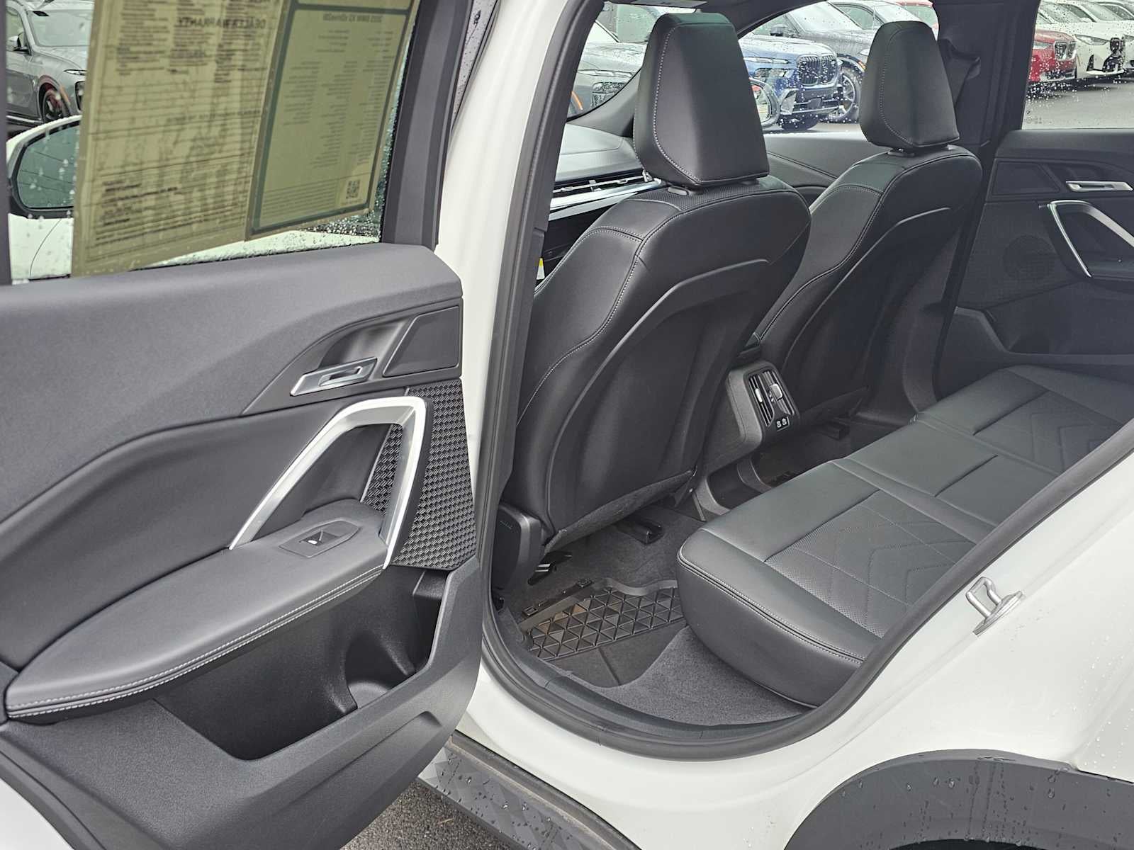 2025 BMW X2 xDrive28i xDrive28i