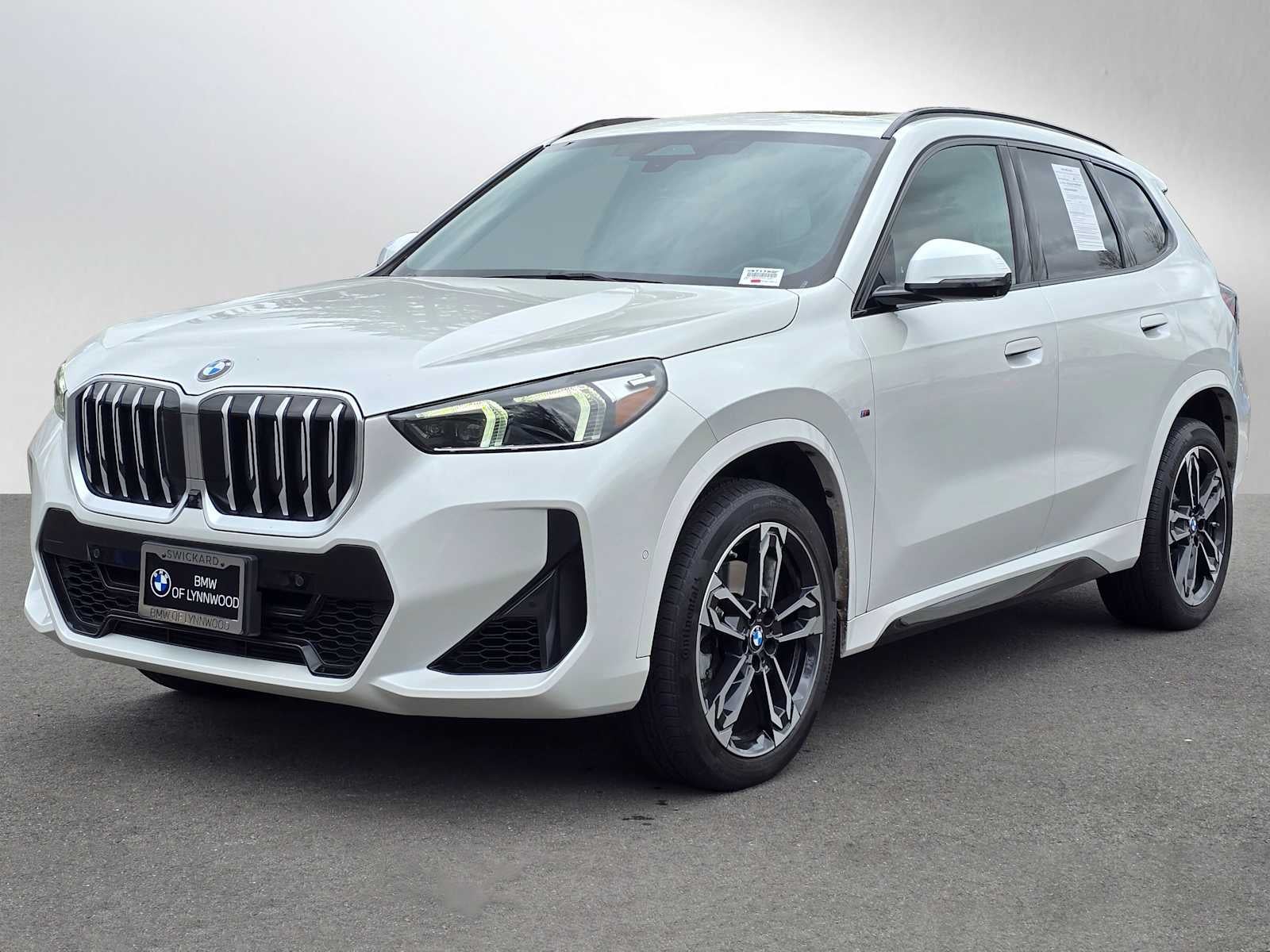 2023 BMW X1 xDrive28i xDrive28i