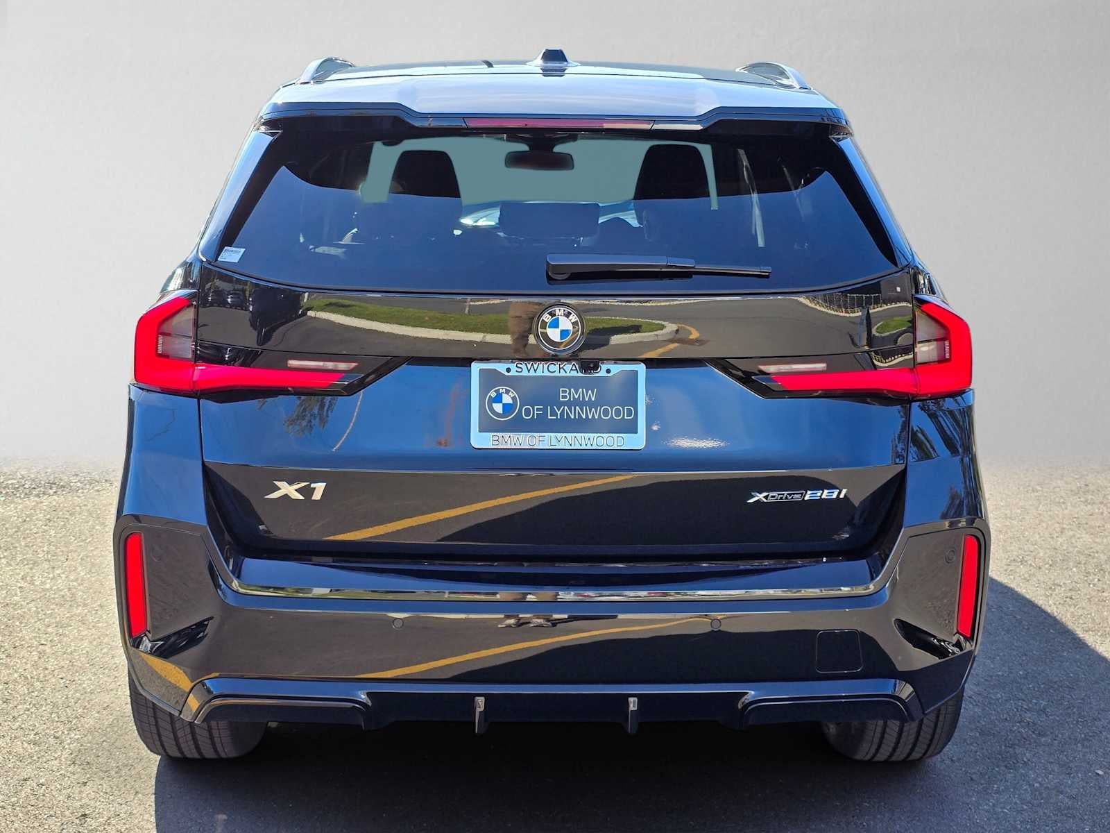 2026 BMW X1 xDrive28i