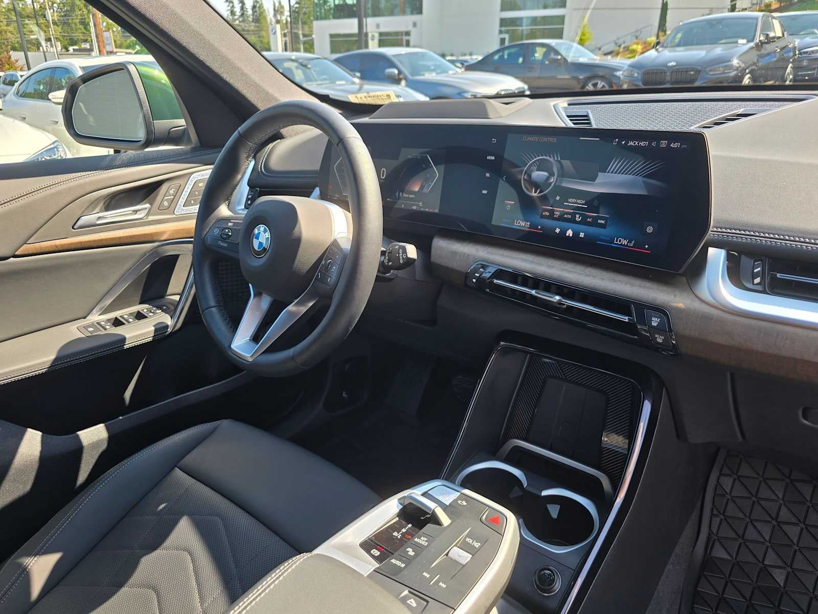2025 BMW X1 xDrive28i