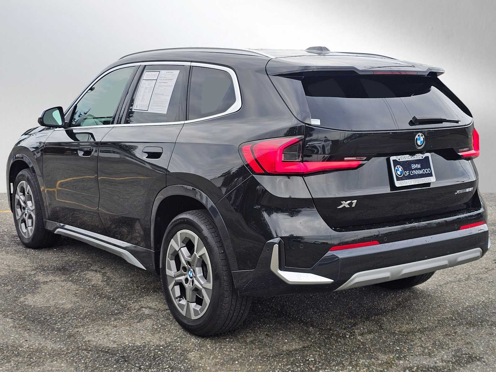 2024 BMW X1 xDrive28i