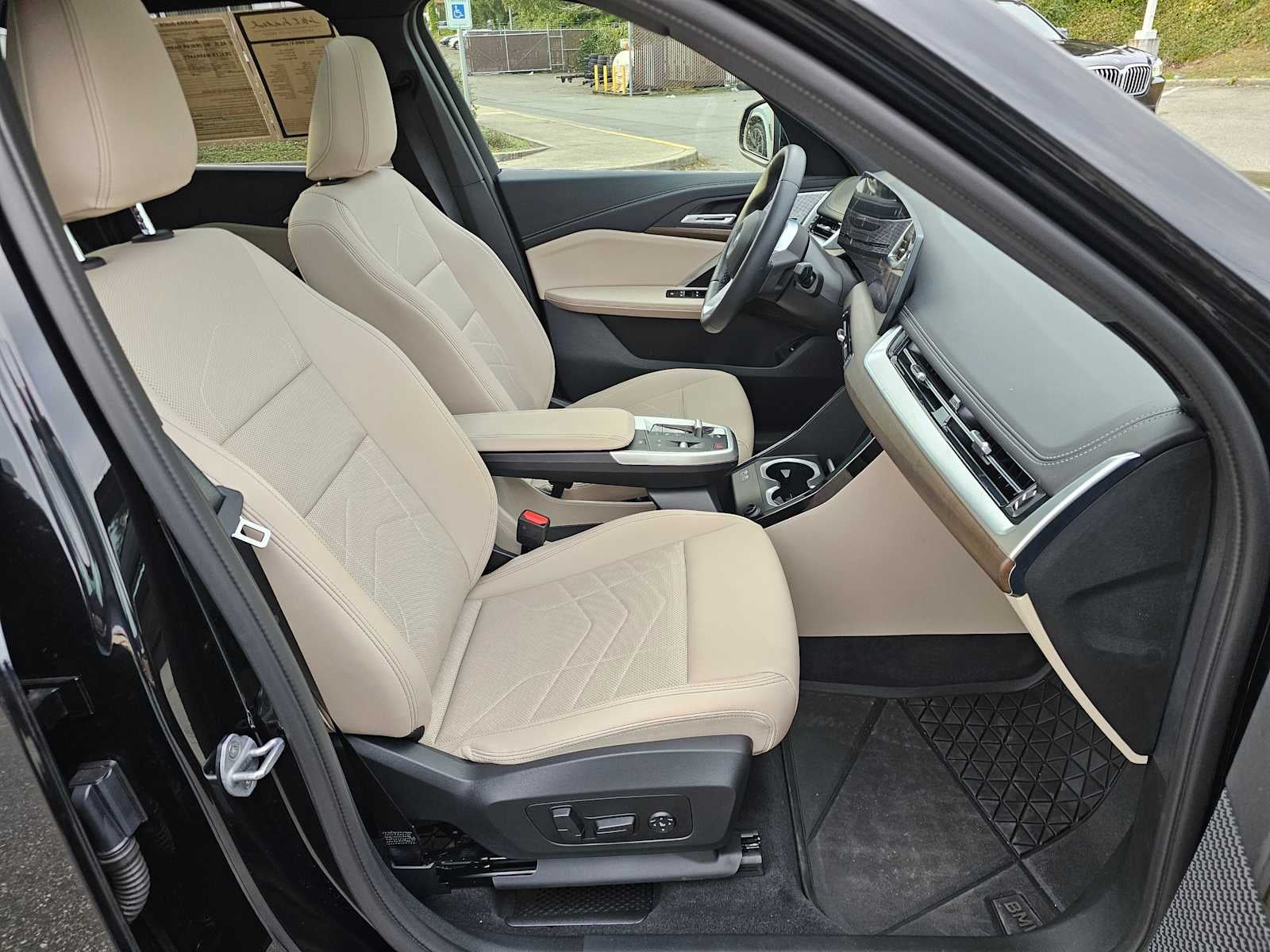 2025 BMW X1 xDrive28i xDrive28i