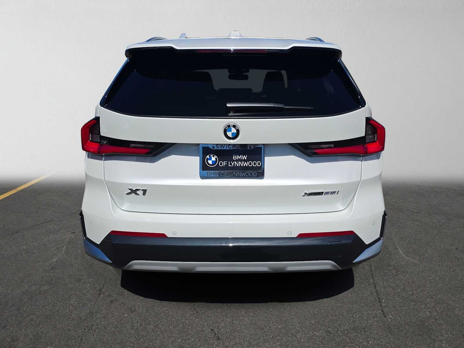 2026 BMW X1 xDrive28i