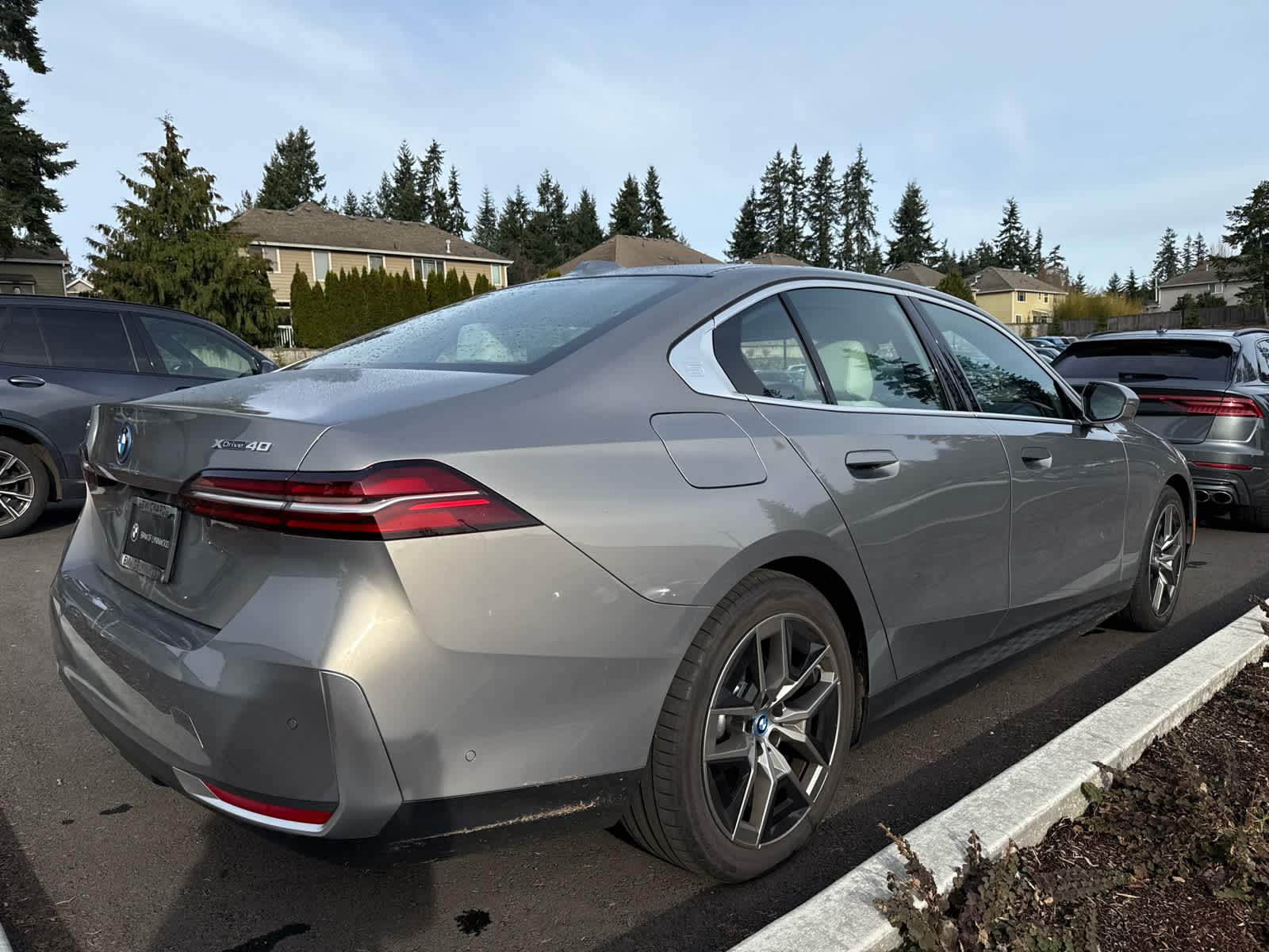 2025 BMW i5 xDrive40