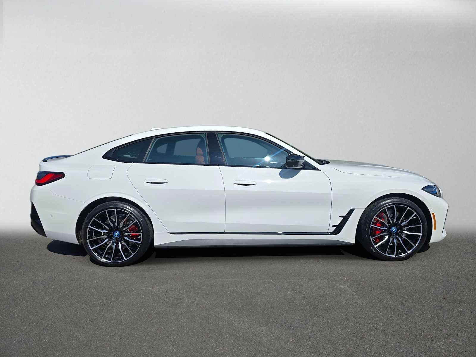 2024 BMW i4 M50