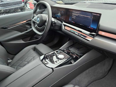2024 BMW i5 eDrive40