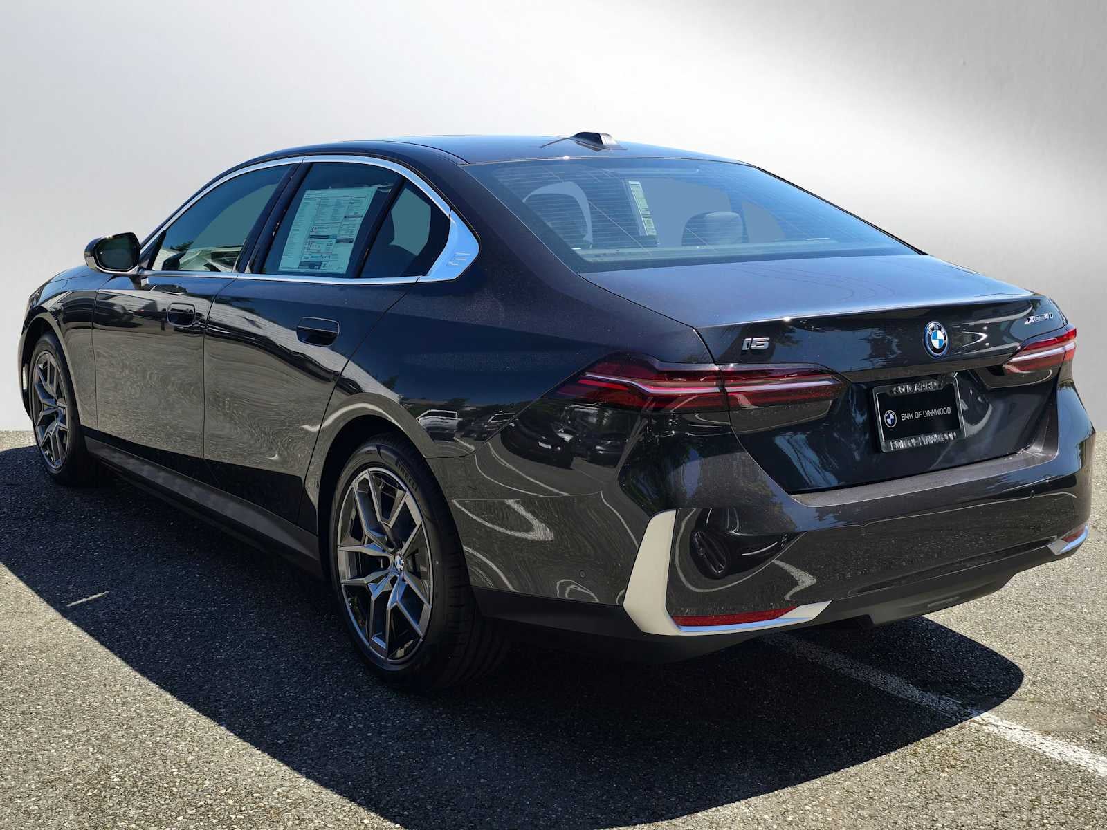 2026 BMW i5 xDrive40