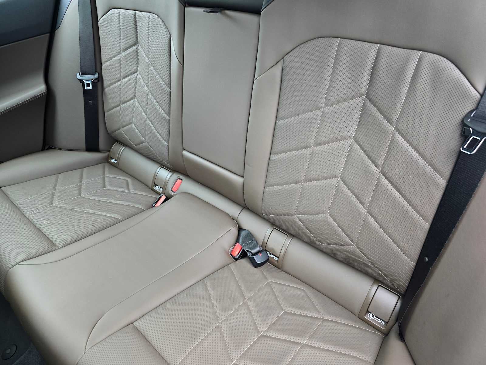 2026 BMW i5 xDrive40