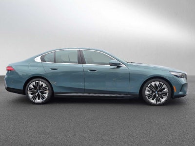 2026 BMW i5 xDrive40