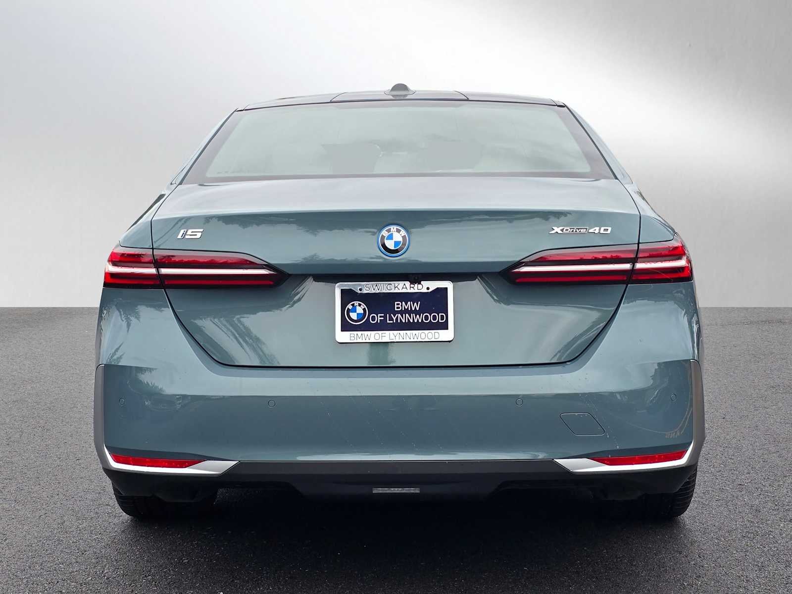 2026 BMW i5 xDrive40