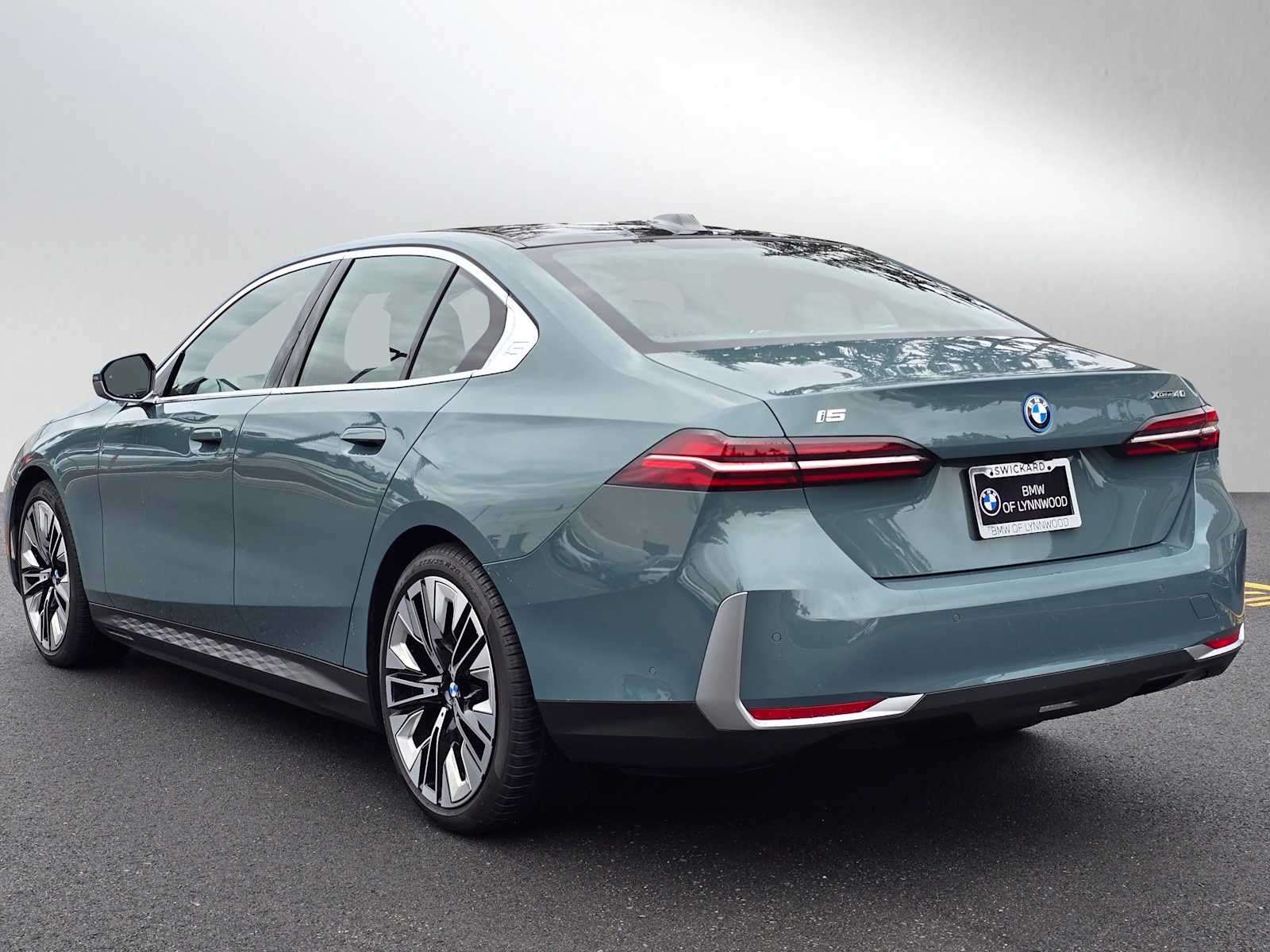 2026 BMW i5 xDrive40