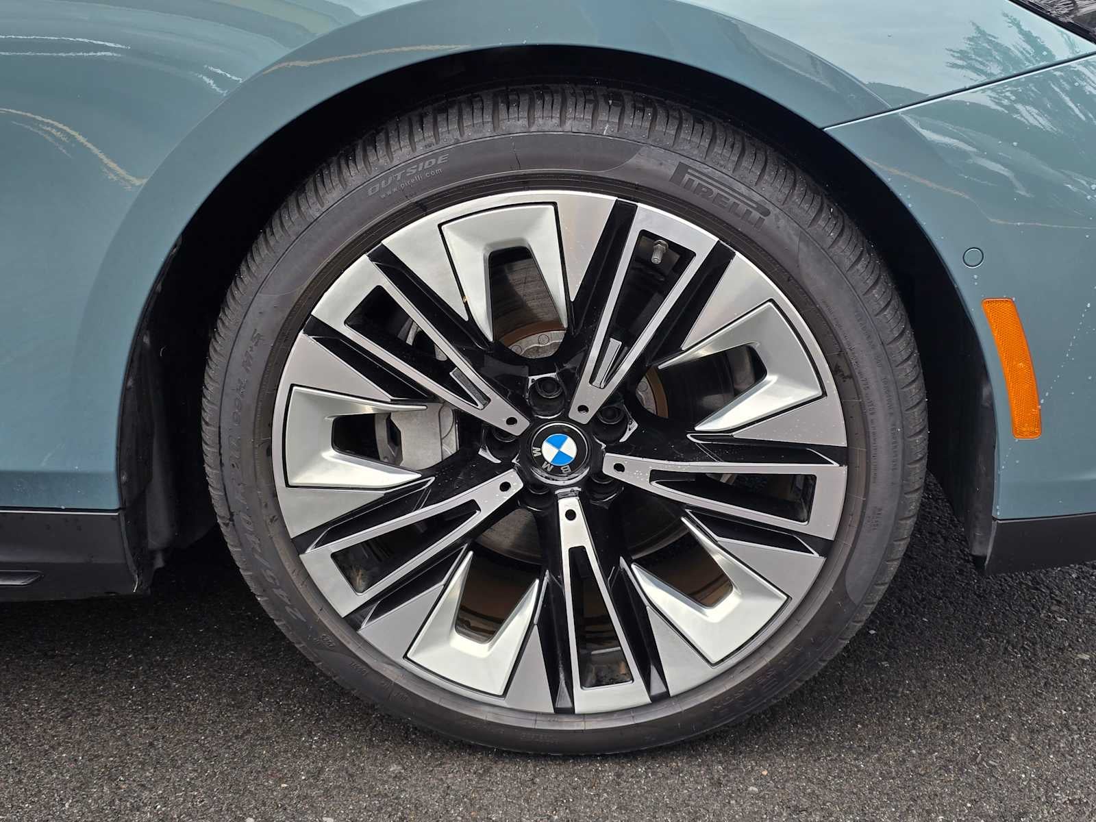 2026 BMW i5 xDrive40