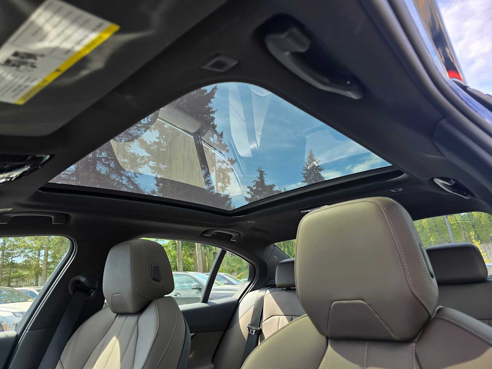 2026 BMW i5 xDrive40