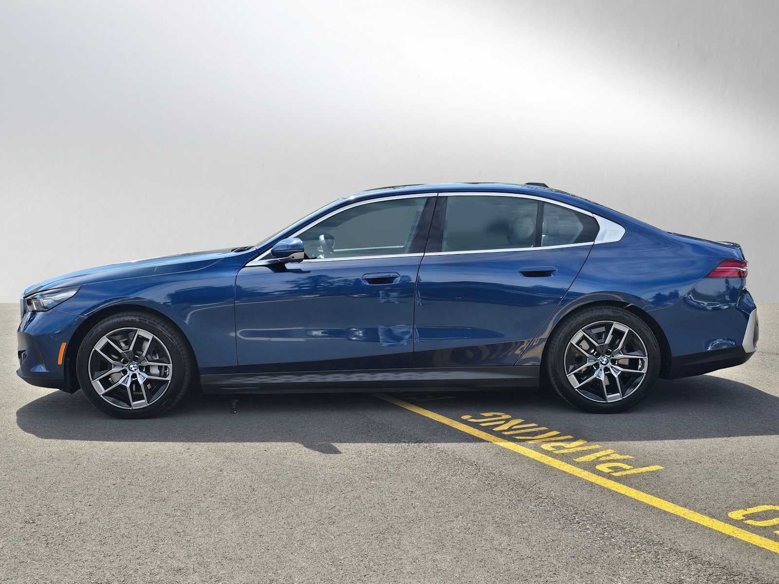 2026 BMW i5 xDrive40