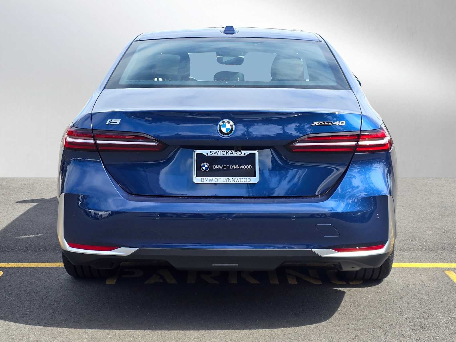 2026 BMW i5 xDrive40