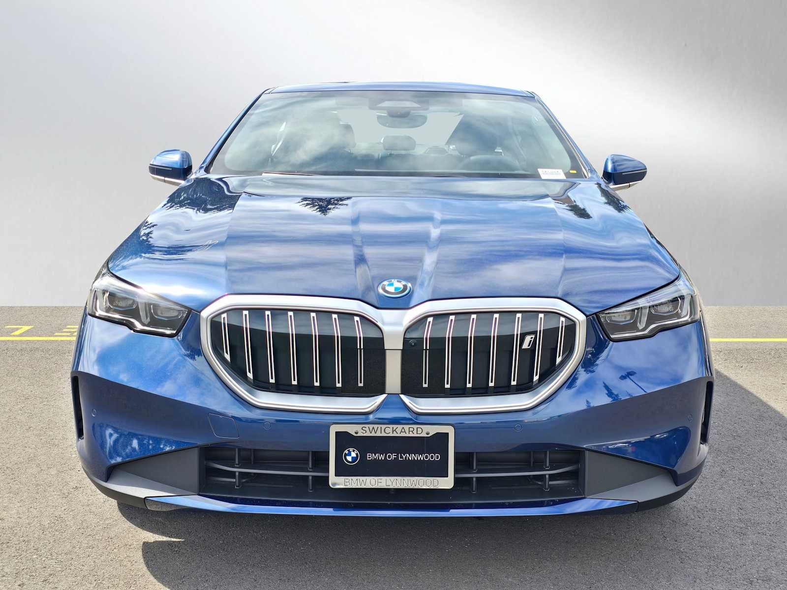 2026 BMW i5 xDrive40