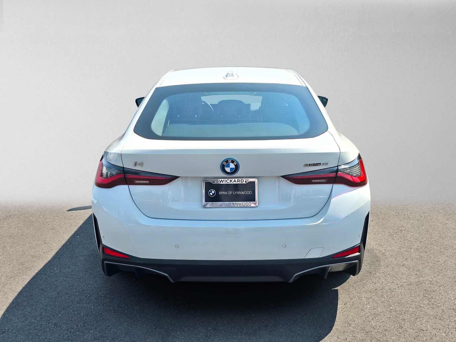 2023 BMW i4 eDrive35