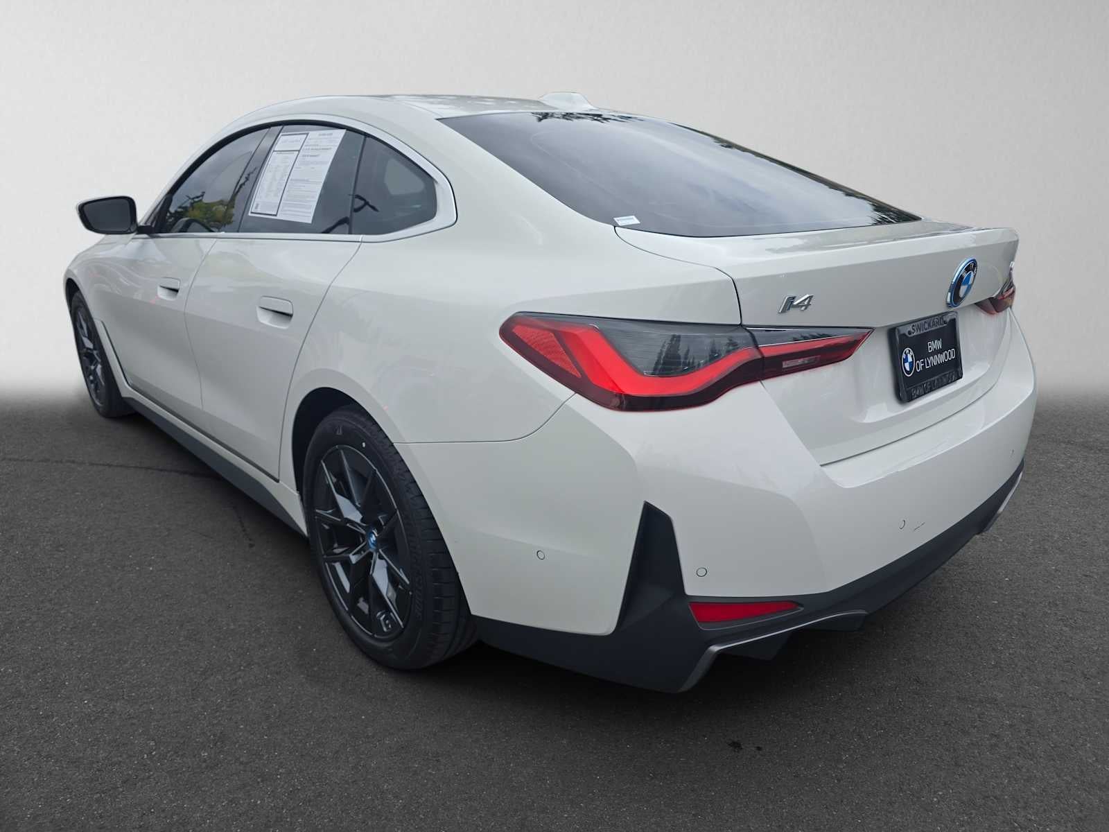 2024 BMW i4 eDrive35