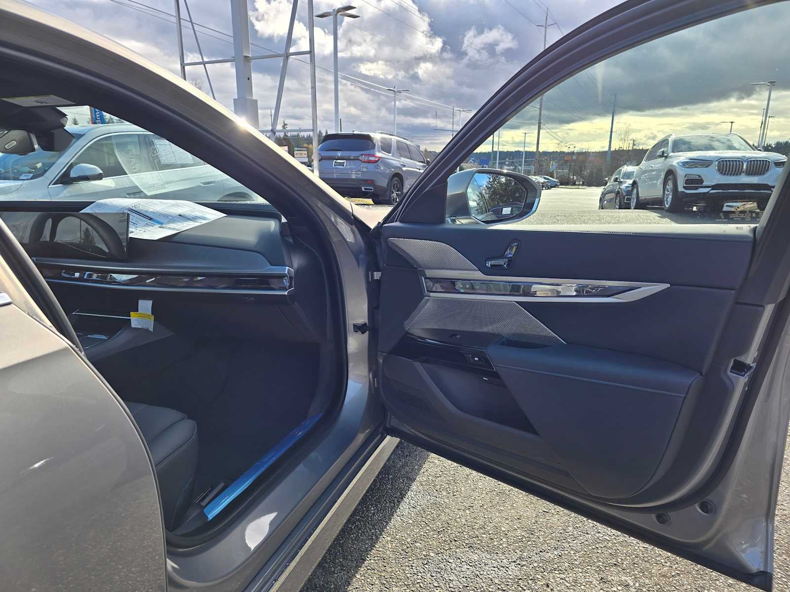 2025 BMW i7 xDrive60