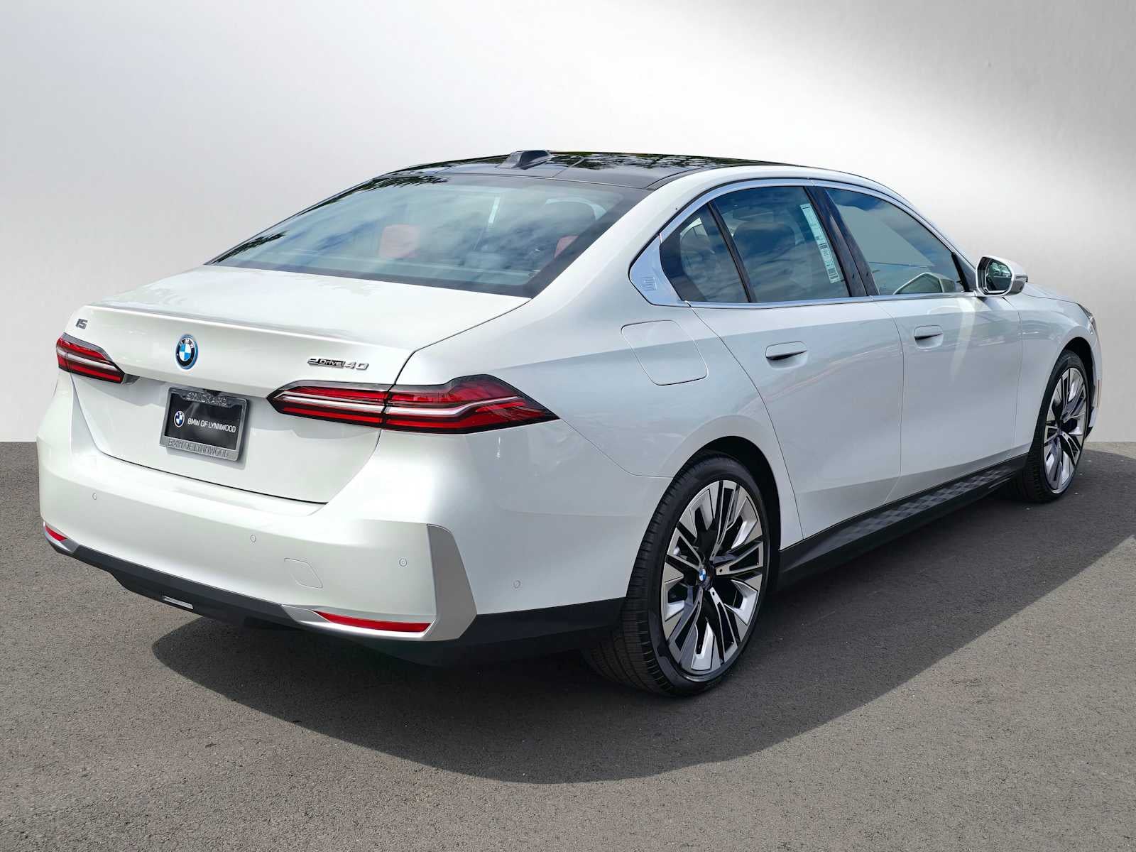 2026 BMW i5 eDrive40