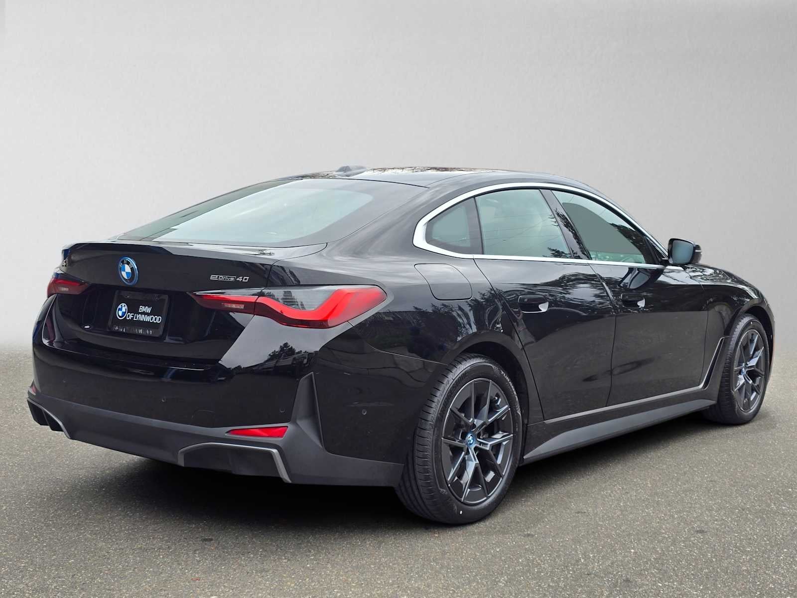 2023 BMW i4 eDrive40