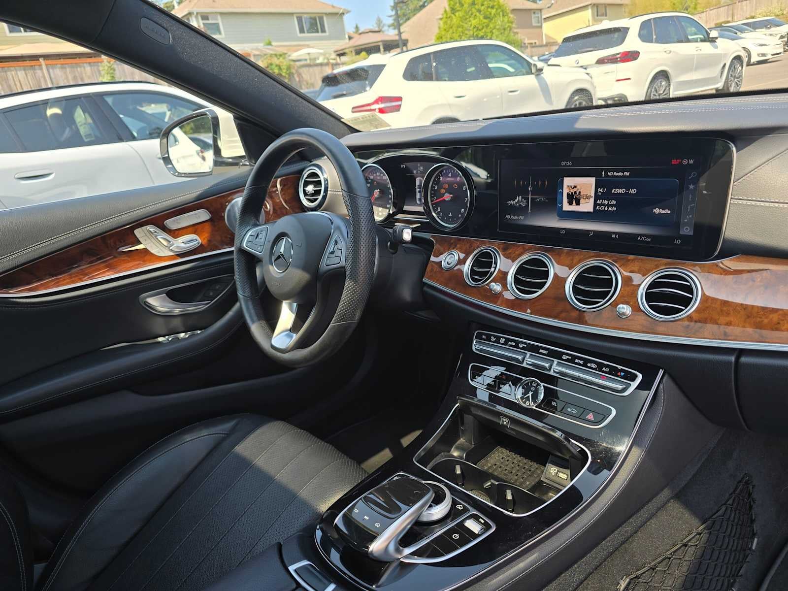 2017 Mercedes-Benz E 300 E 300 Luxury