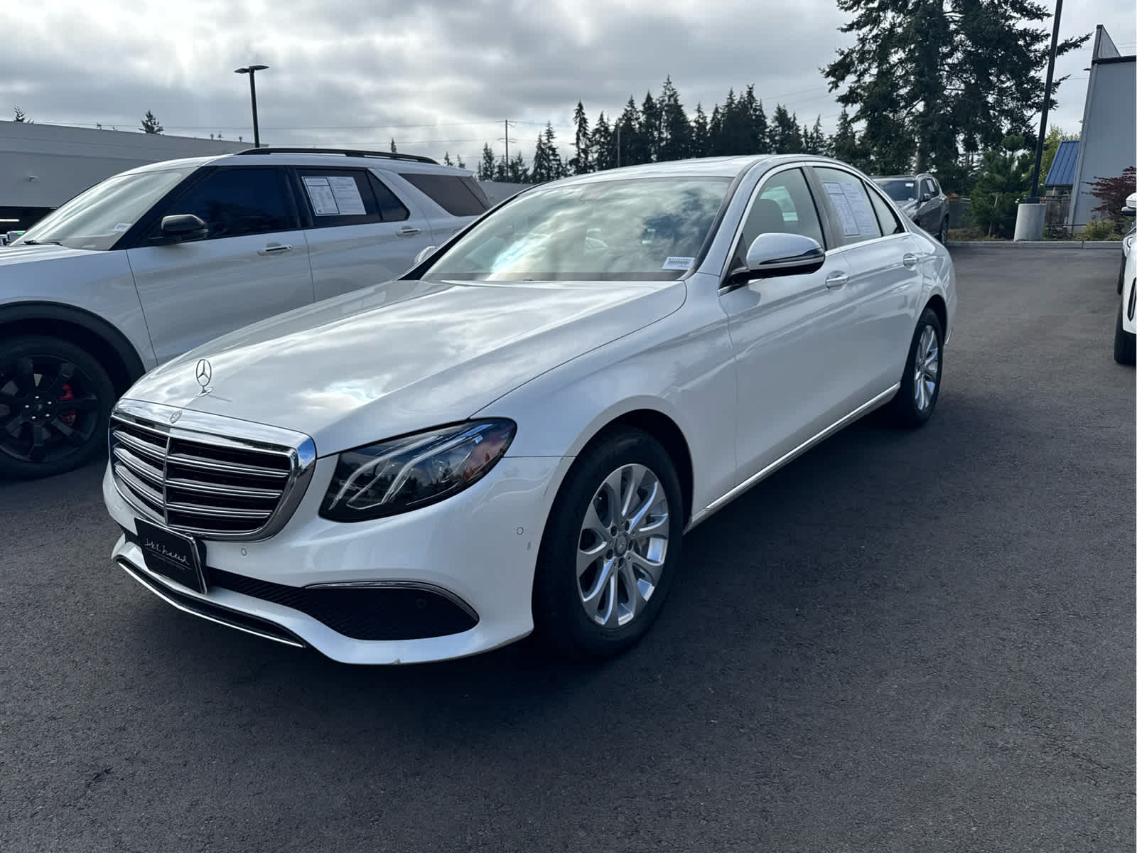 2017 Mercedes-Benz E 300 E 300 Luxury