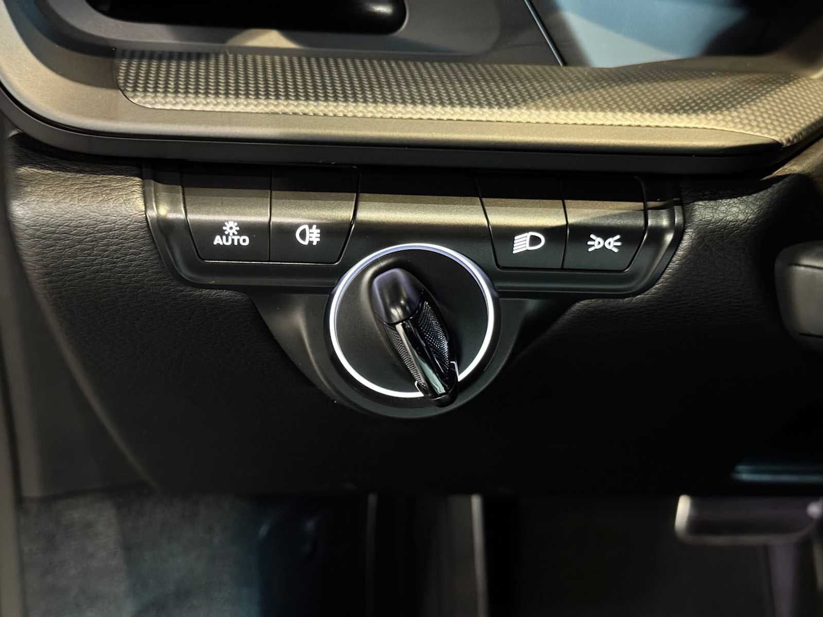 2022 Porsche 911 Carrera 4 GTS