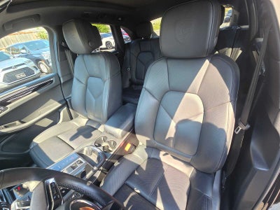 2024 Porsche Macan AWD