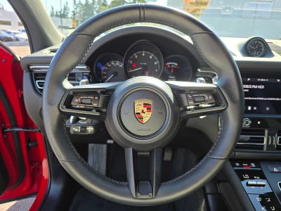 2023 Porsche Macan AWD