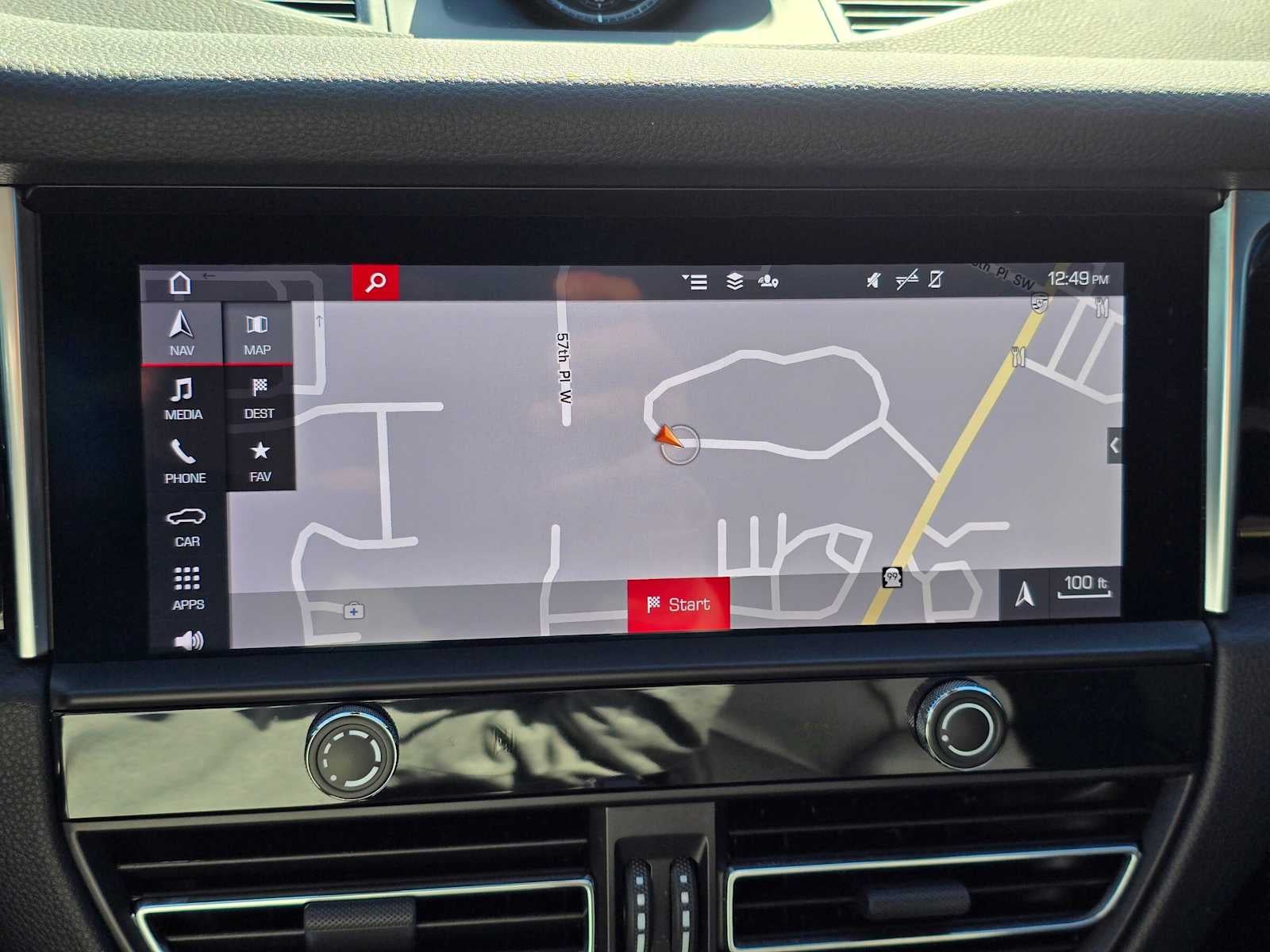 2023 Porsche Macan AWD