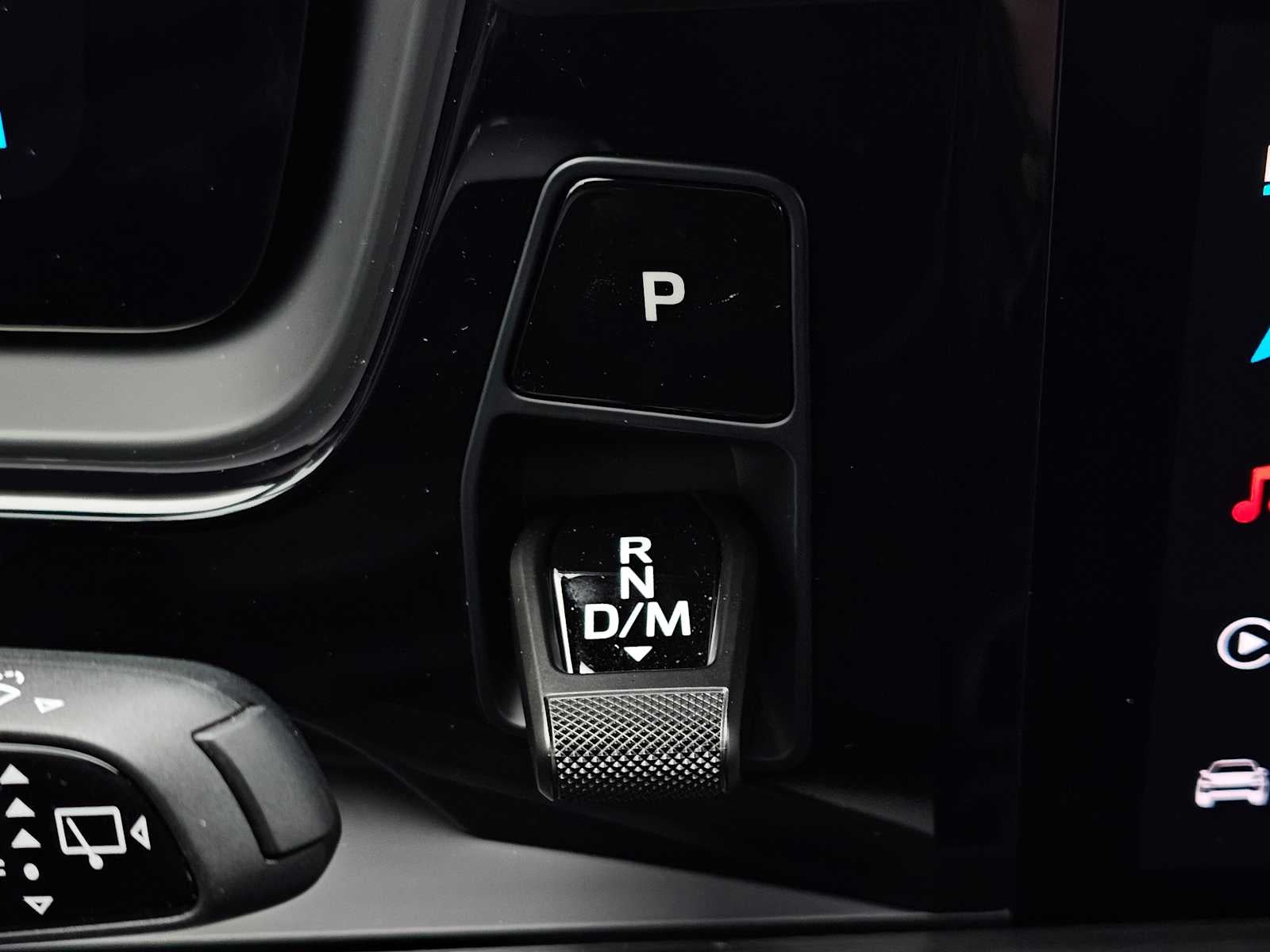 2025 Porsche Cayenne GTS