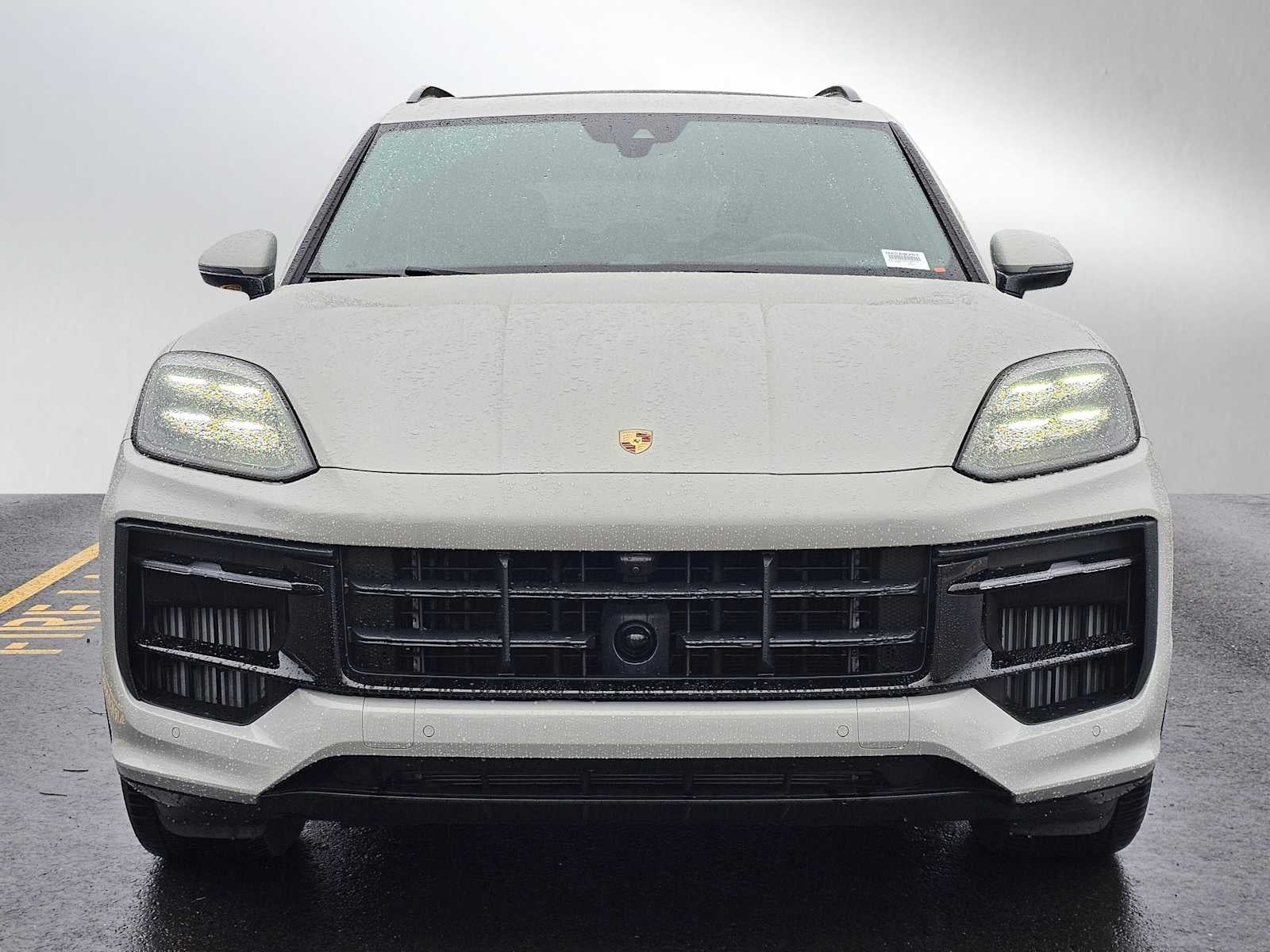 2025 Porsche Cayenne GTS