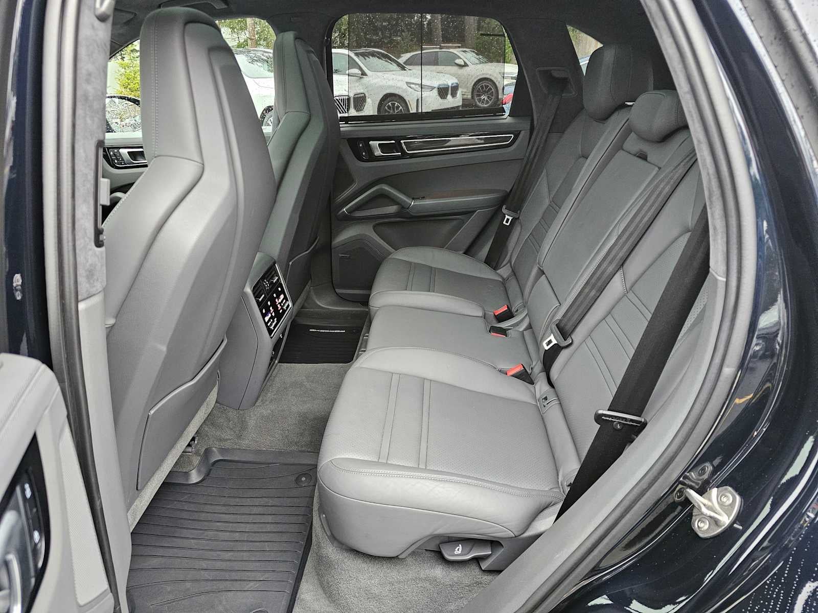 2023 Porsche Cayenne GTS