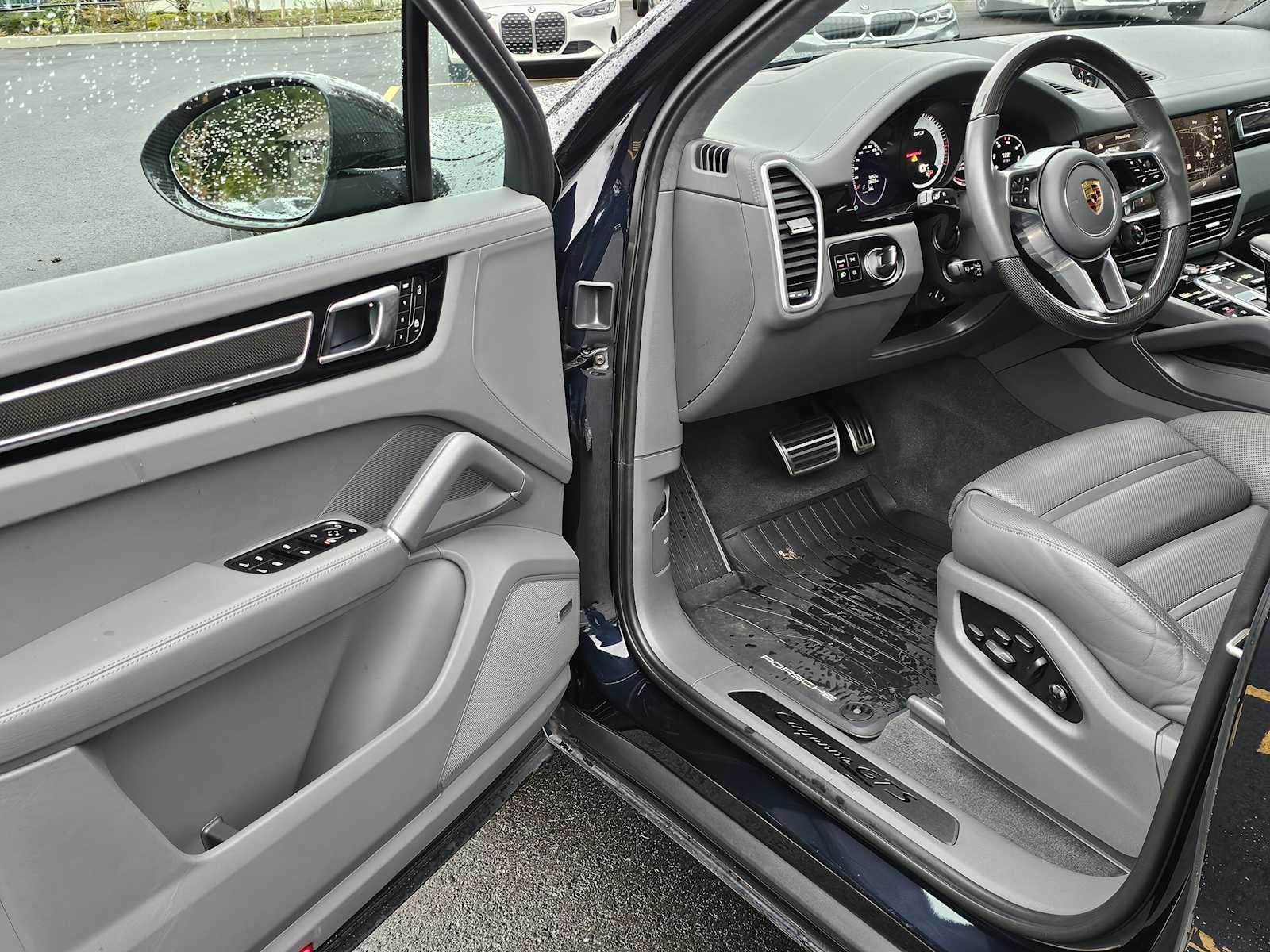 2023 Porsche Cayenne GTS