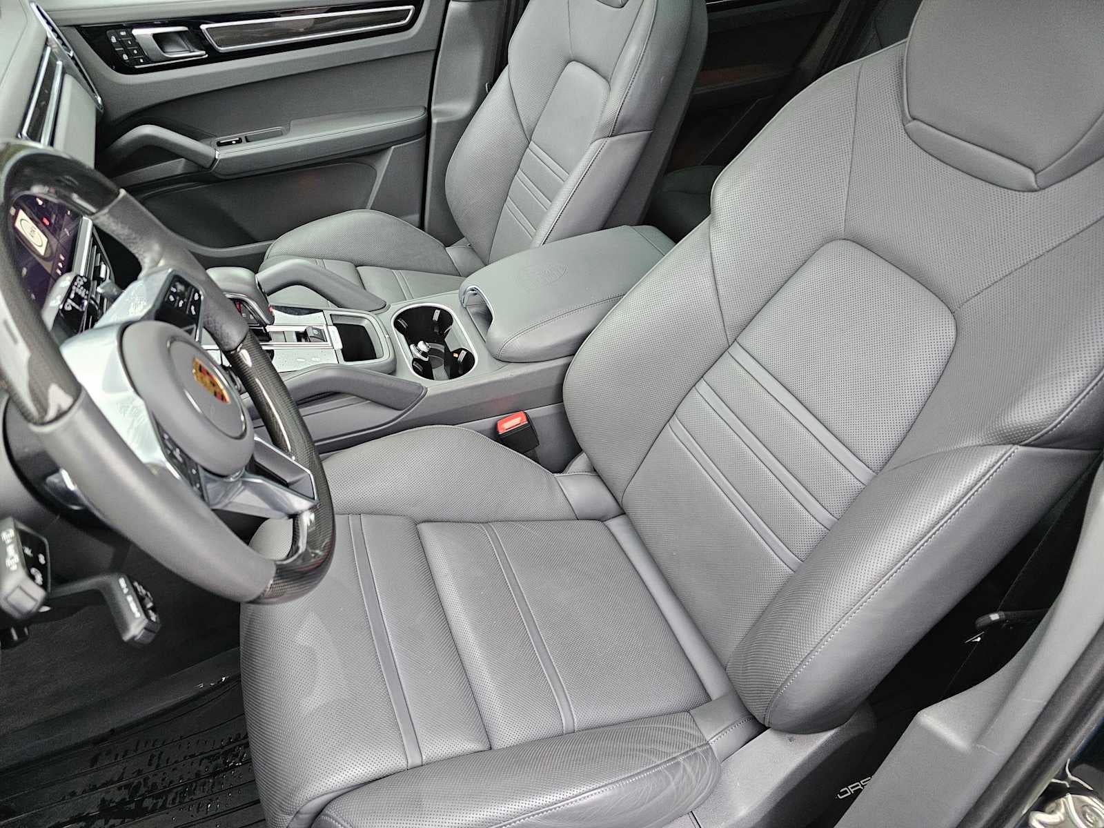 2023 Porsche Cayenne GTS