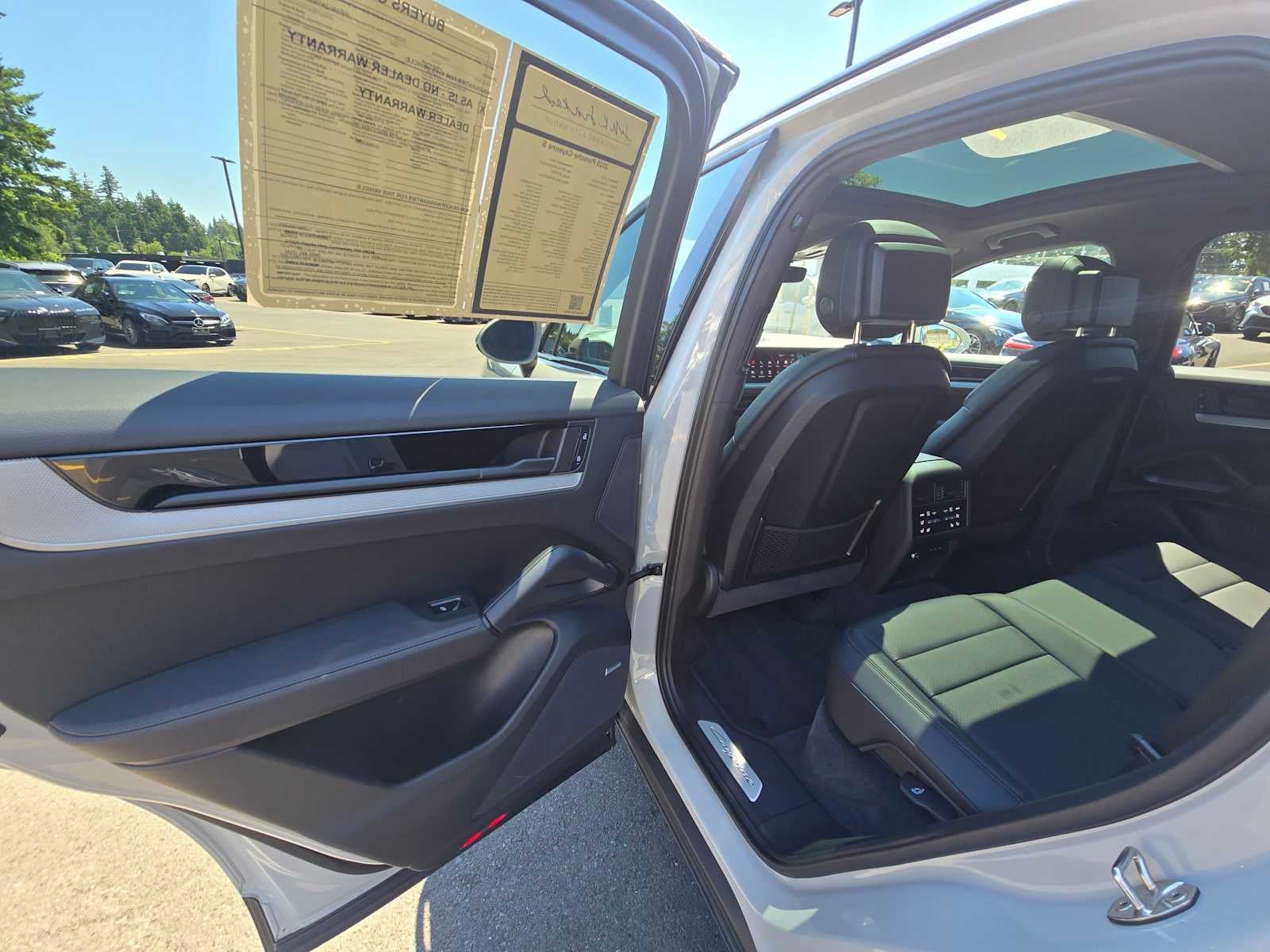 2025 Porsche Cayenne S