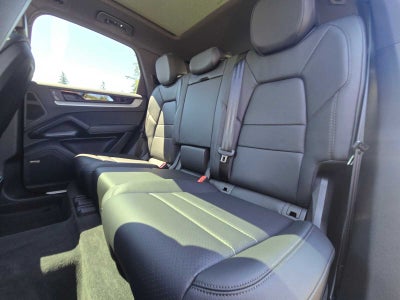 2025 Porsche Cayenne S