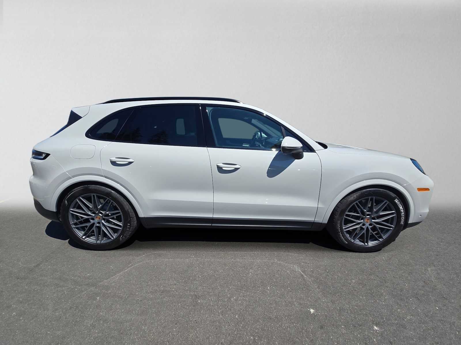 2025 Porsche Cayenne S